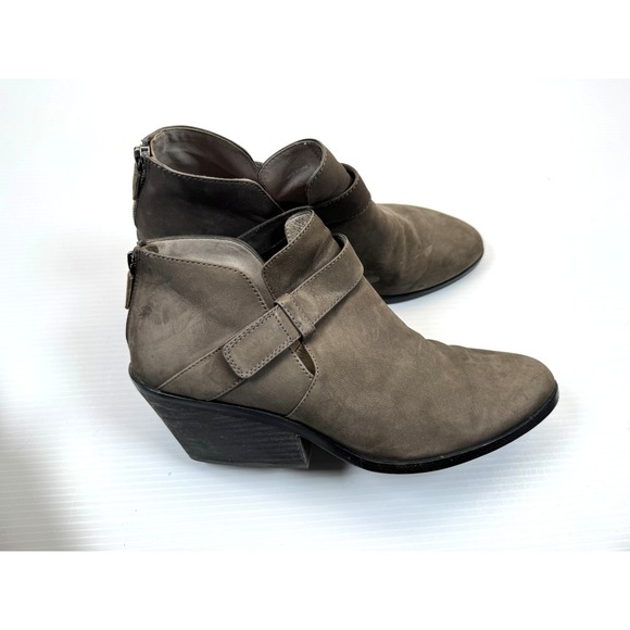 Eileen Fisher Shoes - Eileen Fisher Ives Tumbled Nubuck Bootie Women 10 EUC Zip Closure Leather Ankle